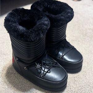 Moschino Black Winter Moon Boots with Fur Trim